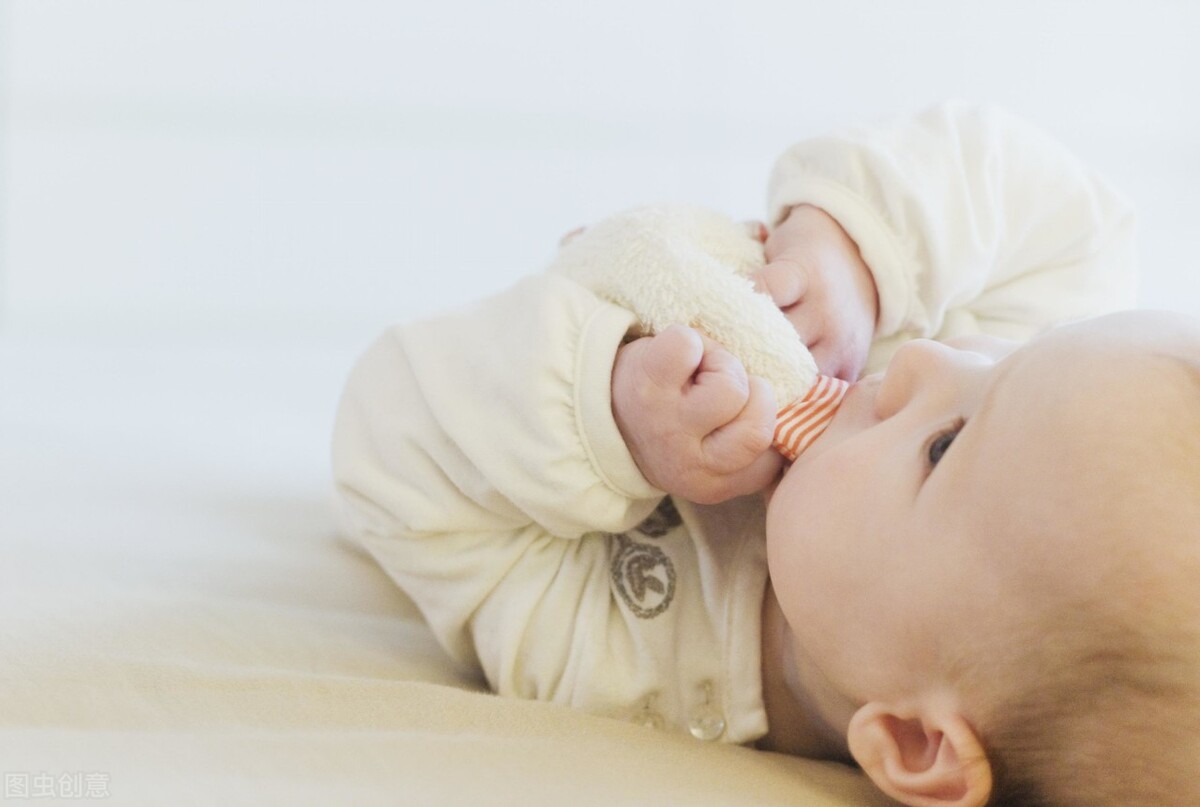 白宫新闻秘书：普京承诺与泽连斯基会面