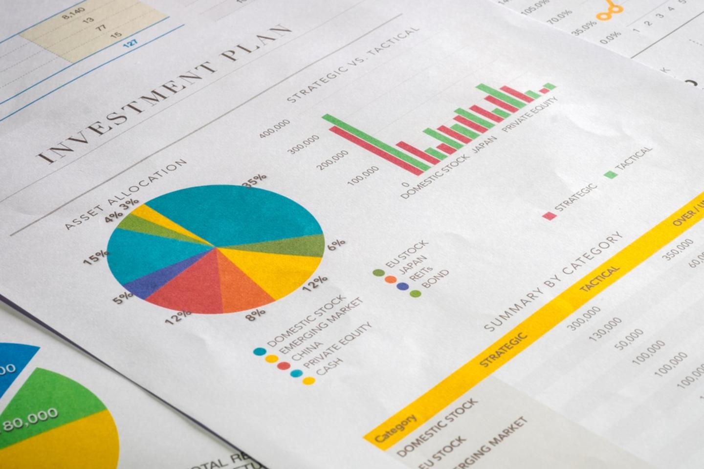 苹果(AAPL.US)通过AI推动新战略：桌面机器人引领2027计划，智能家居摄像头开启增长新机遇