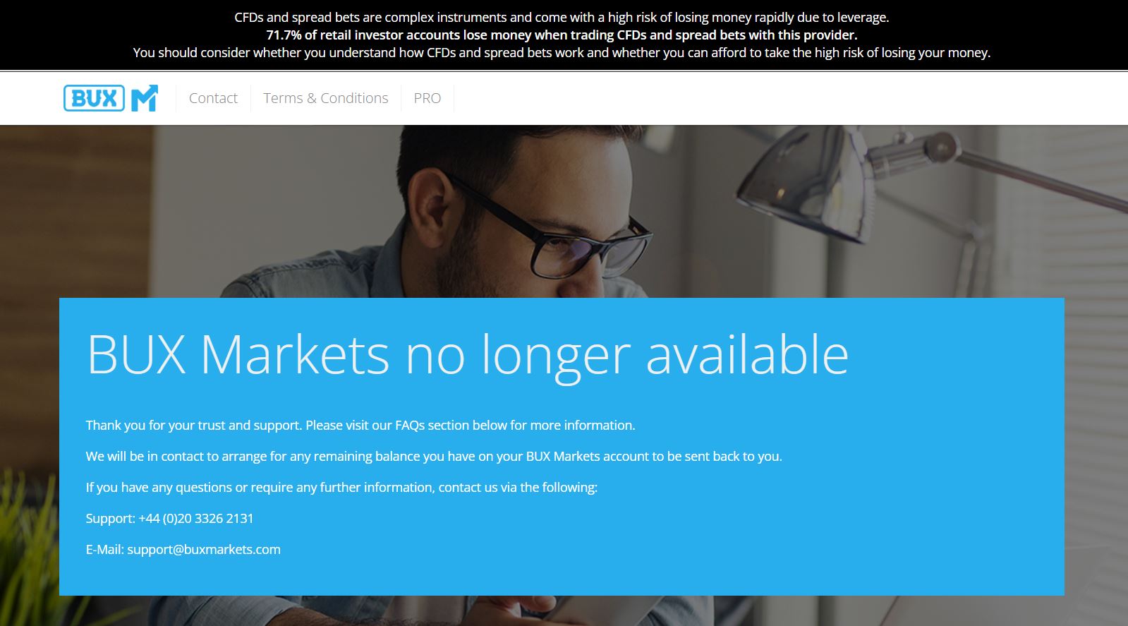 毕业季 跳蚤市场走俏