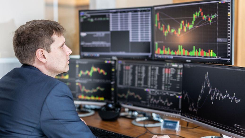 福建省领导会见印尼国信集团董事长翁俊民一行